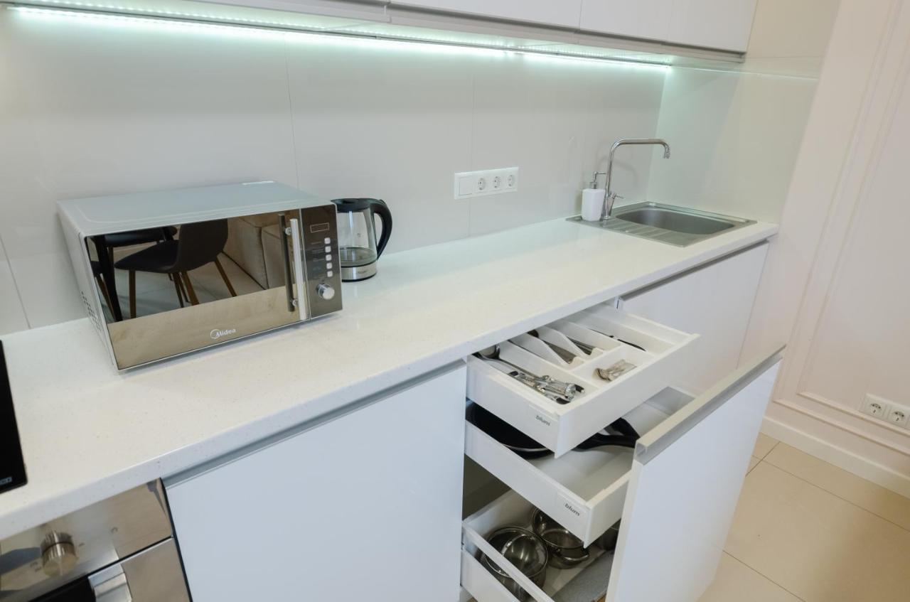 Petrovdom Apartments 13-141 In Rc New York Concept House, 74 Antonovycha Street เคียฟ ภายนอก รูปภาพ