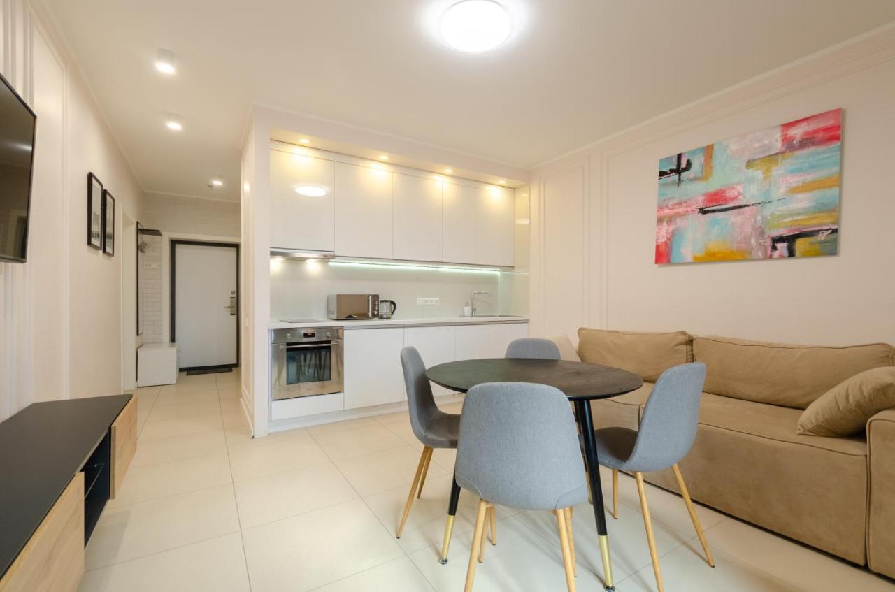 Petrovdom Apartments 13-141 In Rc New York Concept House, 74 Antonovycha Street เคียฟ ภายนอก รูปภาพ