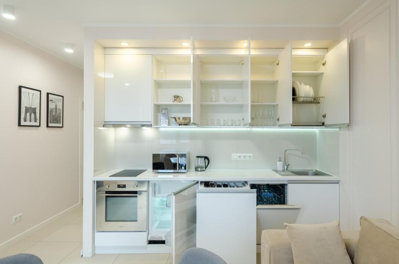 Petrovdom Apartments 13-141 In Rc New York Concept House, 74 Antonovycha Street เคียฟ ภายนอก รูปภาพ