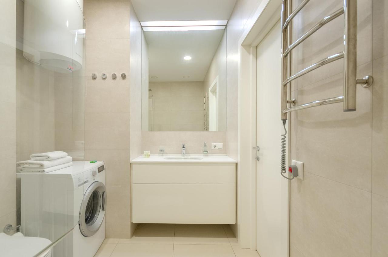 Petrovdom Apartments 13-141 In Rc New York Concept House, 74 Antonovycha Street เคียฟ ภายนอก รูปภาพ