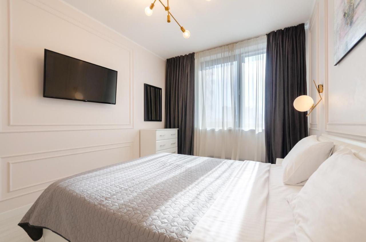 Petrovdom Apartments 13-141 In Rc New York Concept House, 74 Antonovycha Street เคียฟ ภายนอก รูปภาพ