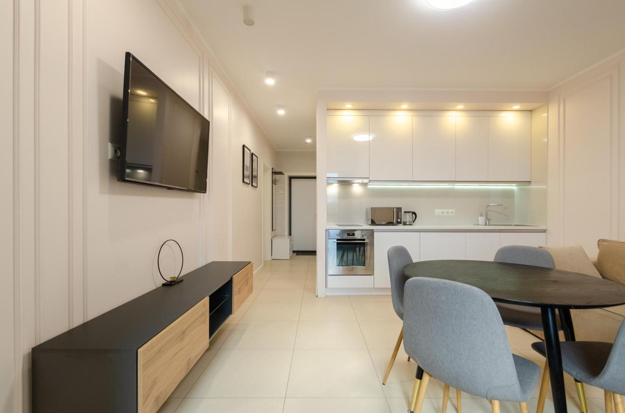 Petrovdom Apartments 13-141 In Rc New York Concept House, 74 Antonovycha Street เคียฟ ภายนอก รูปภาพ